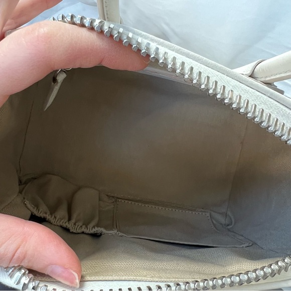 Givenchy Antigona - Picture 10 of 11